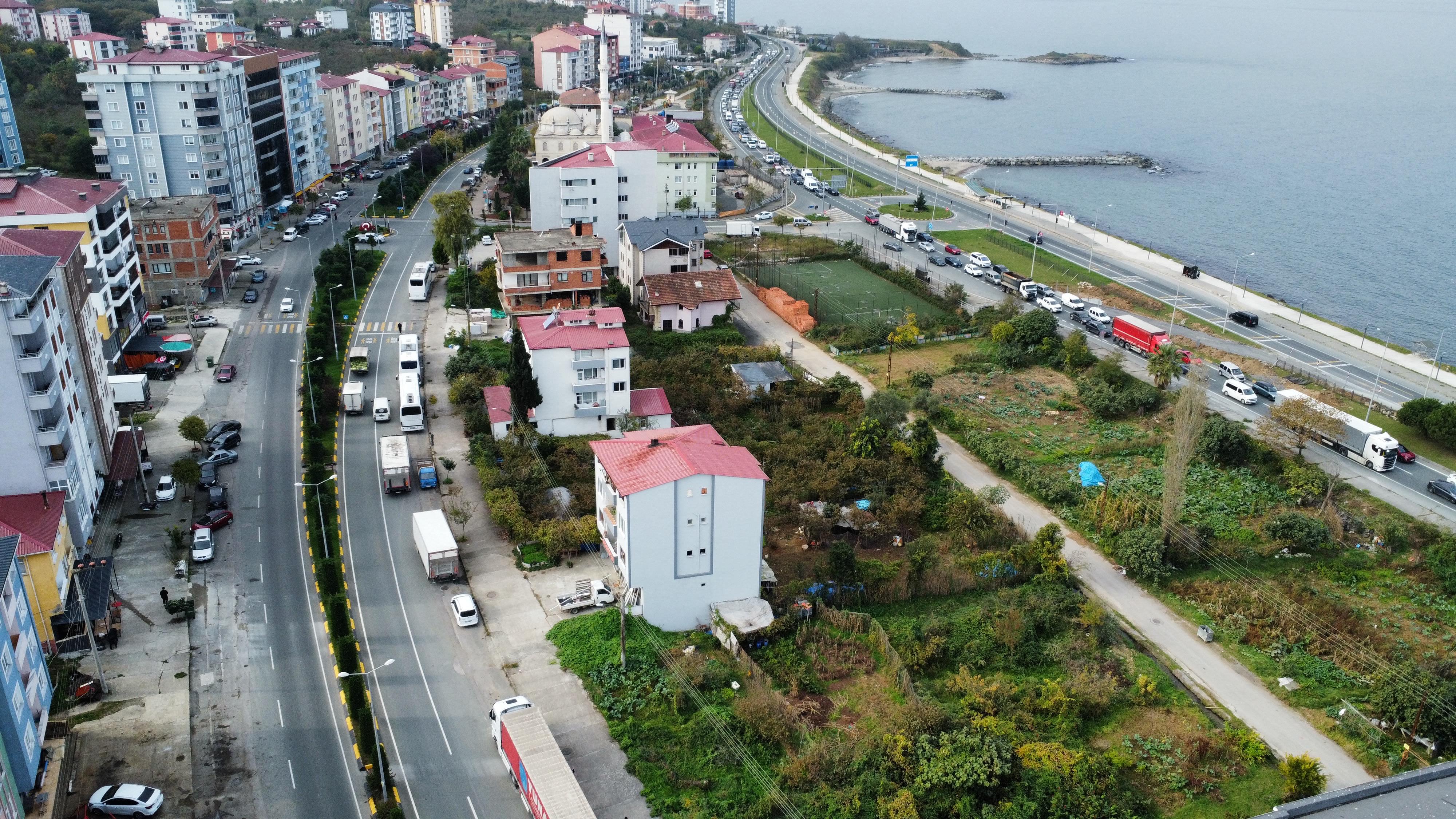 MABEL GAYRİMENKUL YEŞİLYALI YOL ÜSTÜ YATIRIMLIK İMARLI ARSA